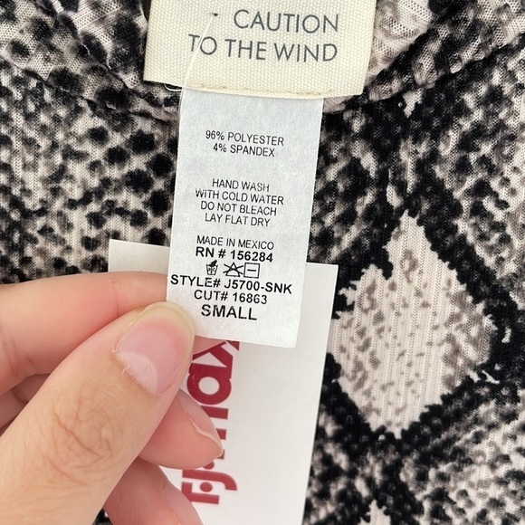 Dress - Picture 3 of 3